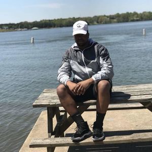 Meet your Posher, Cameron